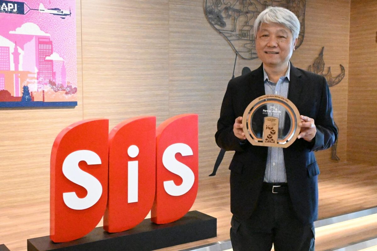 SiS Distribution (Thailand) Wins APJ Rising Star Distributor Partner of the Year Award for the Third Consecutive Year at the 2024 Geo and Global AWS Partner Awards